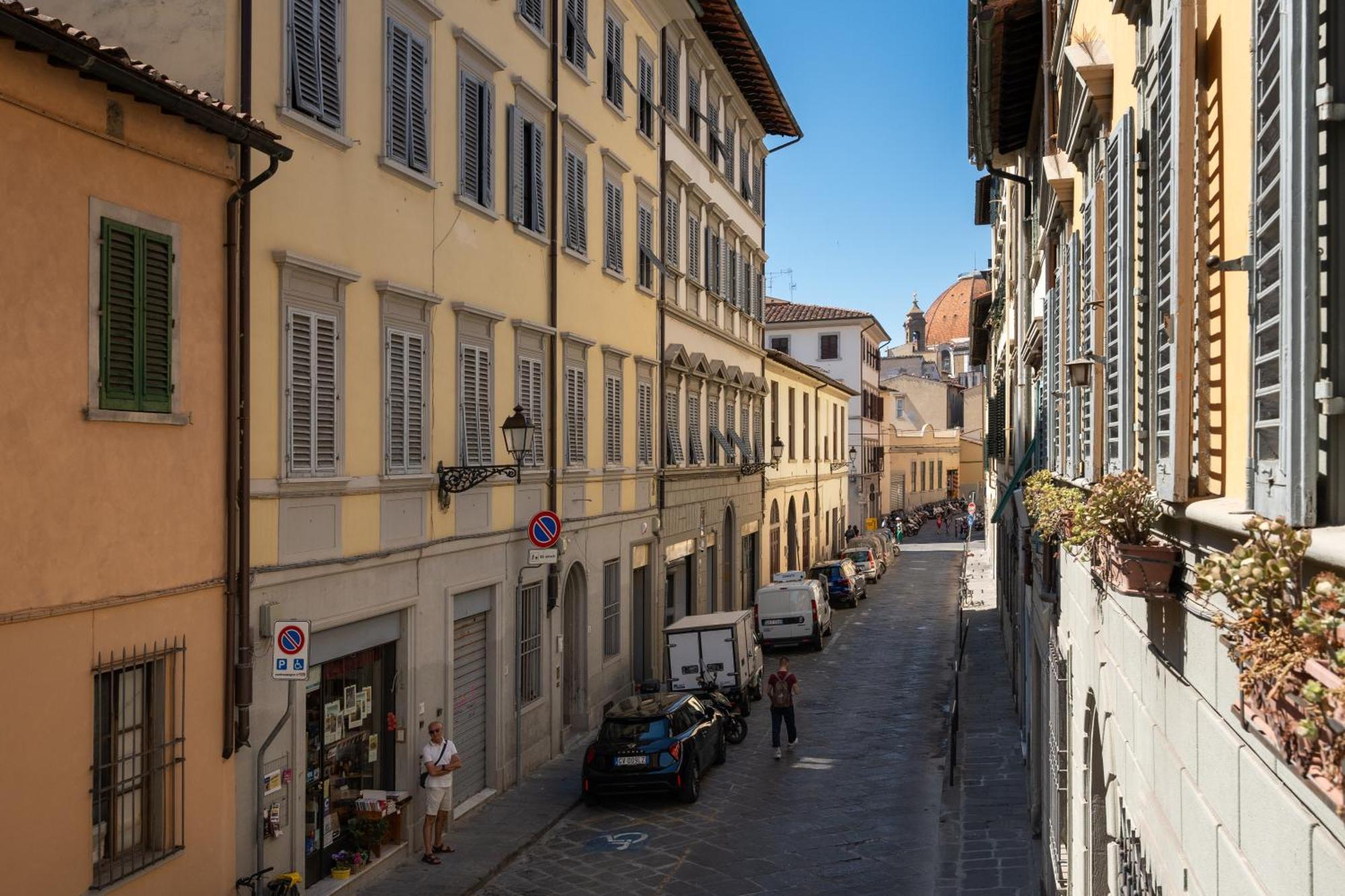 Keys Of Italy - Reparata Big 13 - 2 Bedrooms Florentine House Apartamento Florença